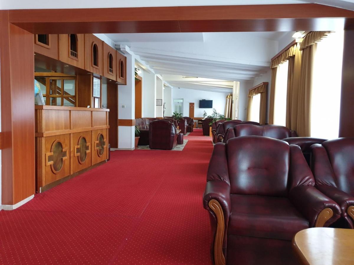 Hotel Mirni Kutak Otočac Eksteriør bilde